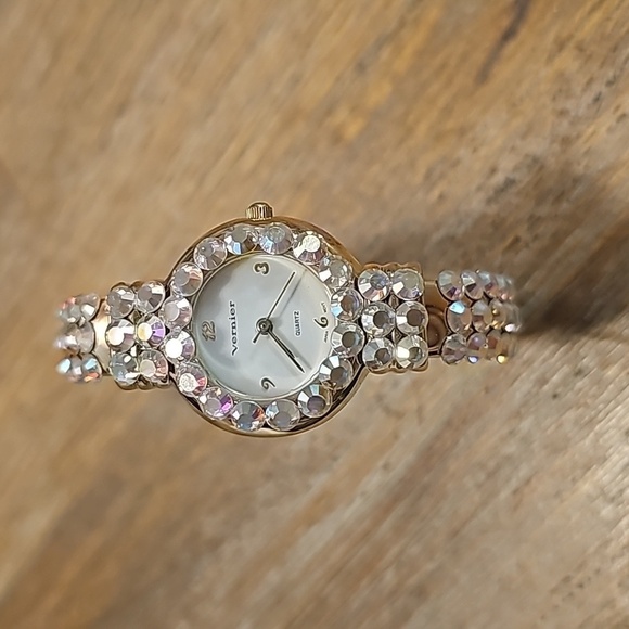 Vintage Vernier AB Swarovski Crystal Cuff Bracelet Watch - Picture 9 of 10